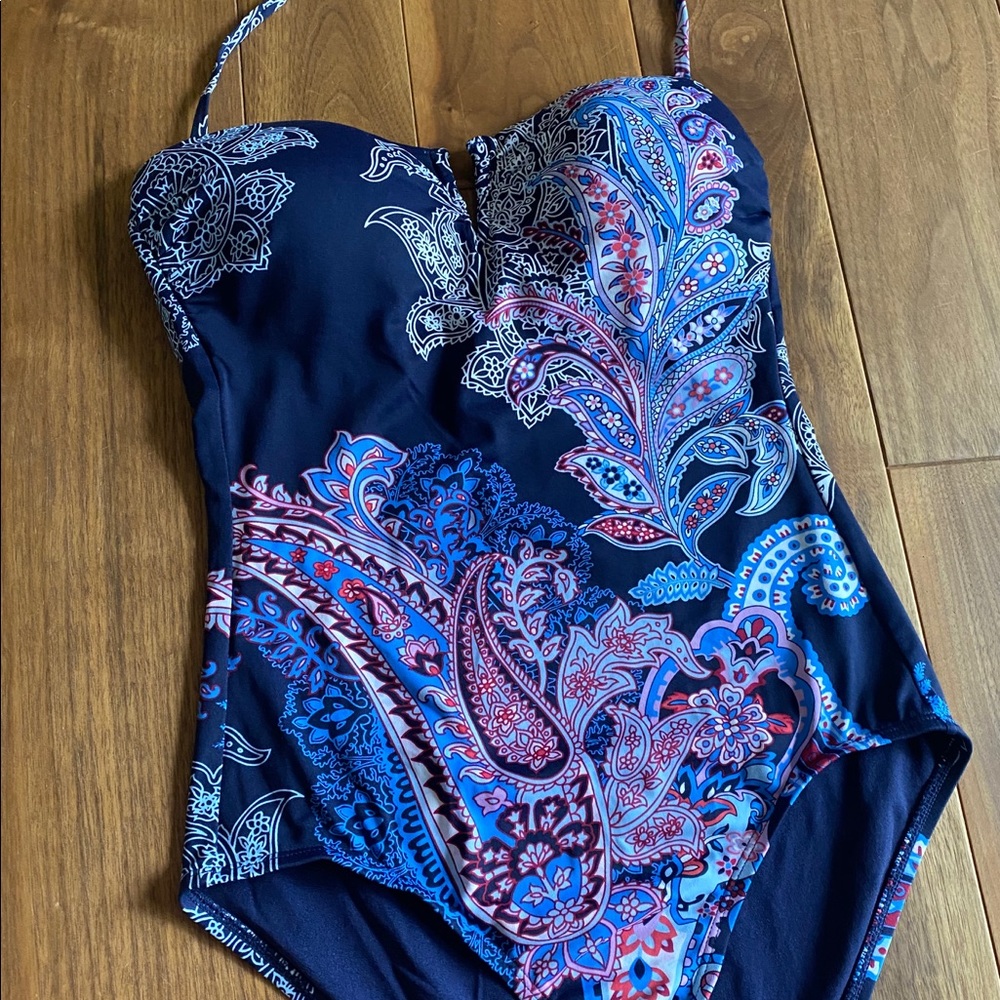 NEW Tommy Bahama Paisley Bandeau Swimsuit Sz 6